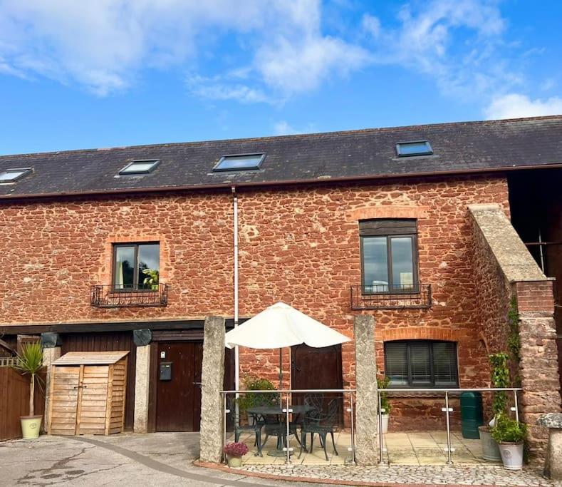 Countryside Converted Barn With Hot Tub Newton Abbot Exterior foto