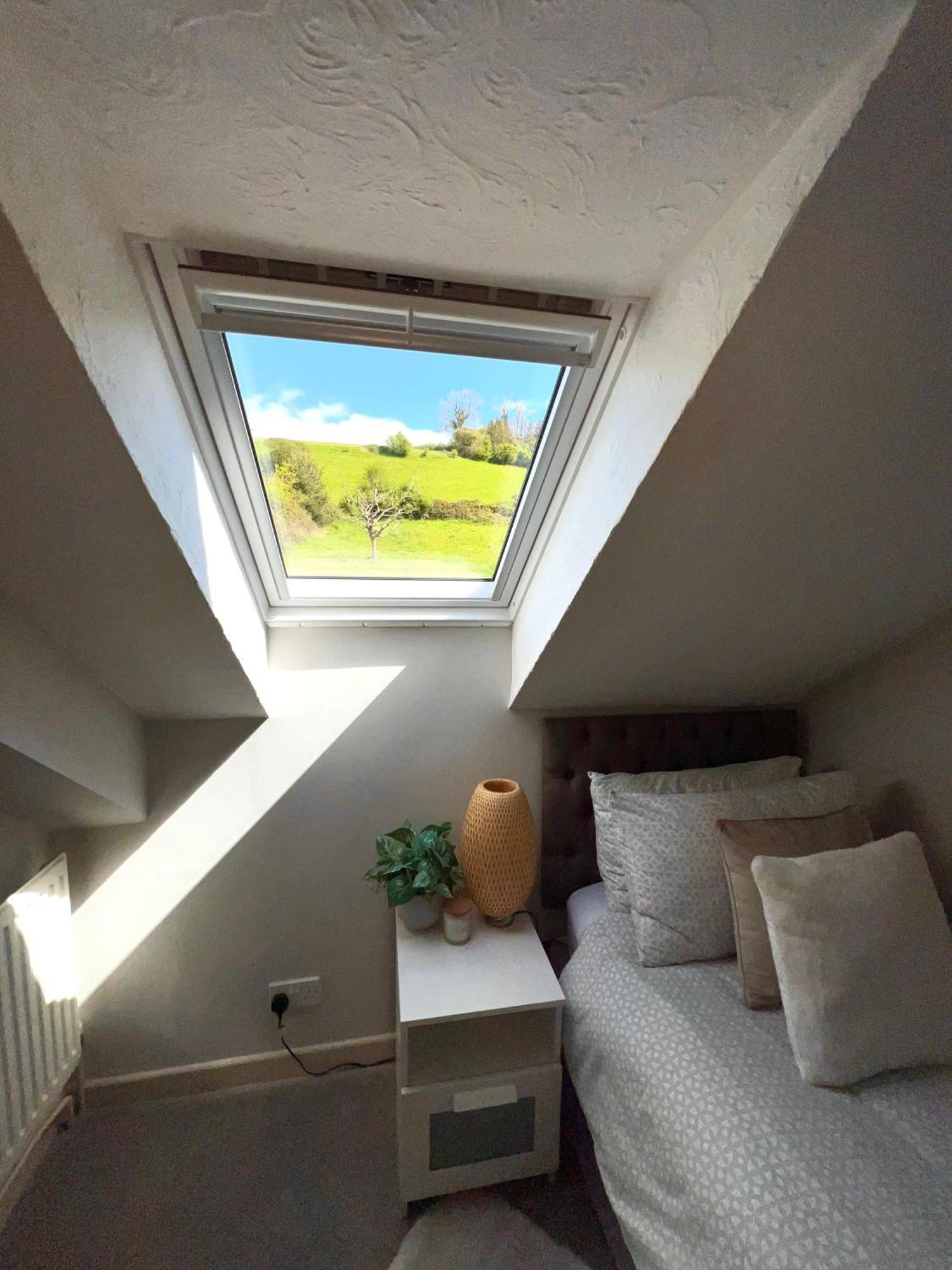 Countryside Converted Barn With Hot Tub Newton Abbot Exterior foto